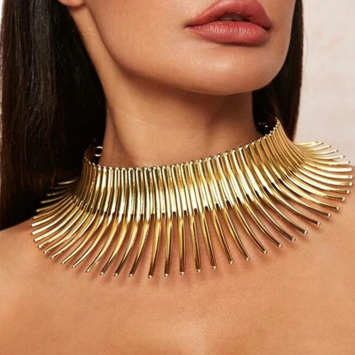 Bib Chunky Choker